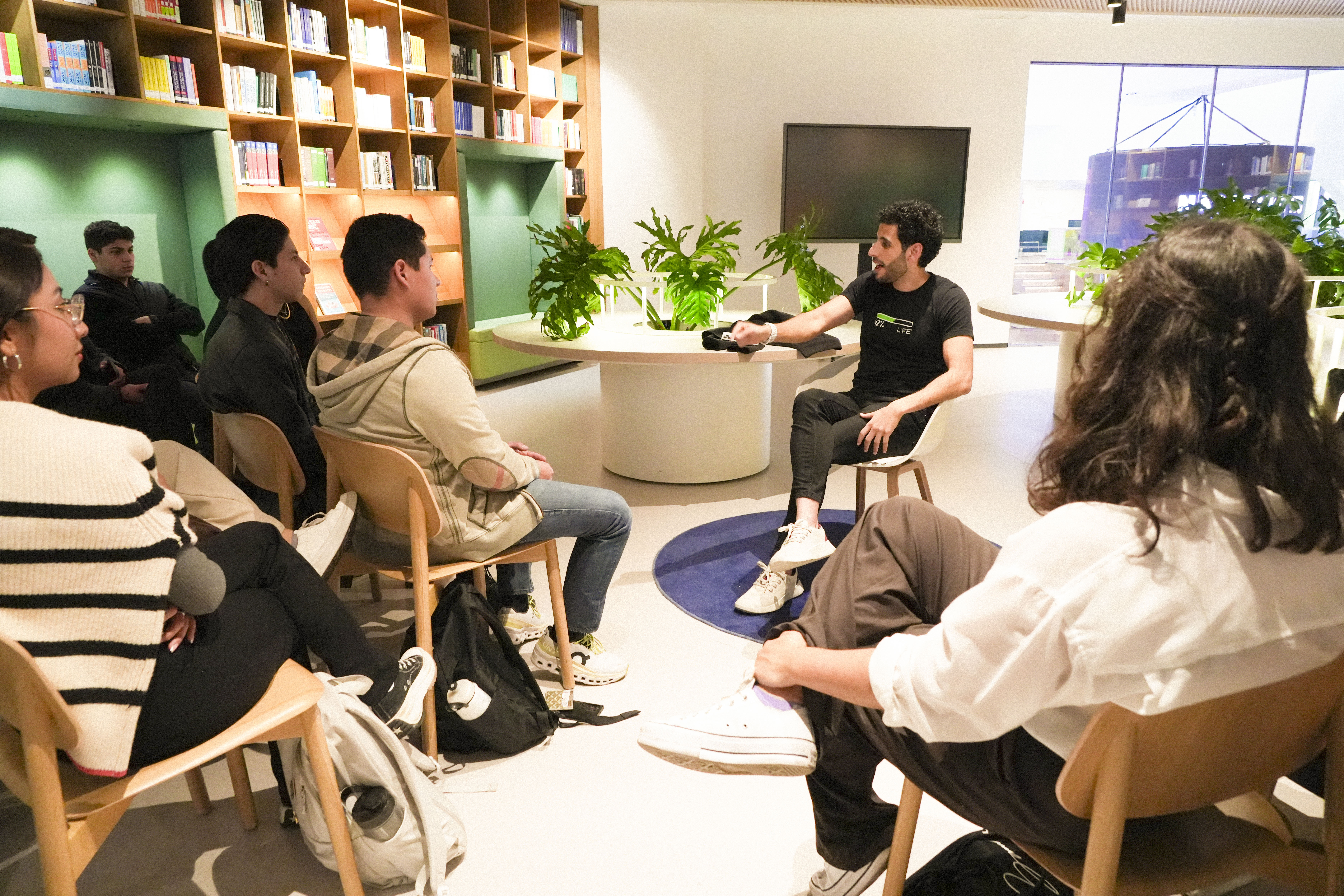 <p><strong>Professional Networking: Connect, Create, and Grow at Universidad de la Libertad</strong></p>